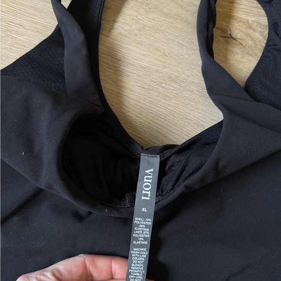 Vuori daily crop tank - Picture 3 of 3